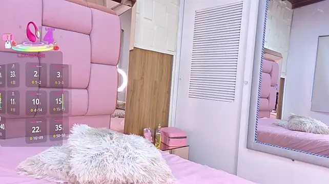 Laly_ferrer18 - play with my tits