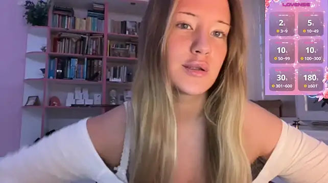 LisiKiss_ - Wink and kiss you
