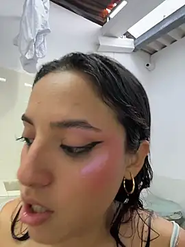 MeggyMae_ - show my pussy + rub clit