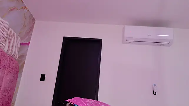 Celeste_sea - disappearing butt plug