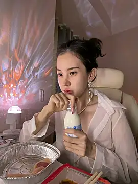 Gigi_UwU_ - 全裸跳舞💃🏻naked dance~