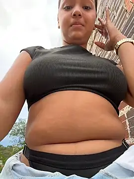 Baby_morena12 - Big squirt in my virgin pussy