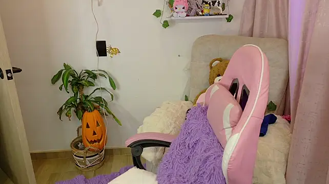 Melody_xo - see your boobs + oil