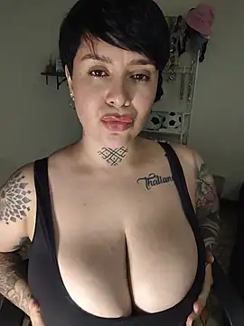 KatInk - PLAY WITH WET PUSSY