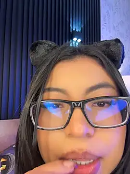 Alexa_Madisson - spank and bounce tits