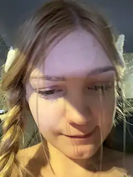 Elsawhere - show NAKED ASS NO PANTIES behind driver!