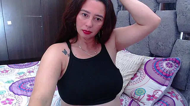 Sara_hott_1 - show squirt