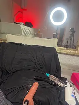 Kendall__evanss - FUCK ME SO HARD WITH THE MACHINE 💦😈