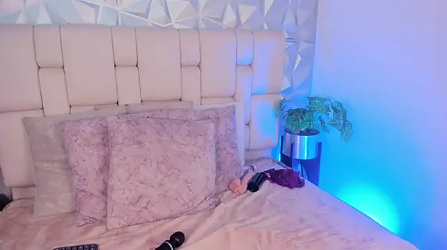 Marie_miller_ - BRA OFF + BLOWJOB