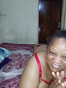 BBW123MILF - Kissing