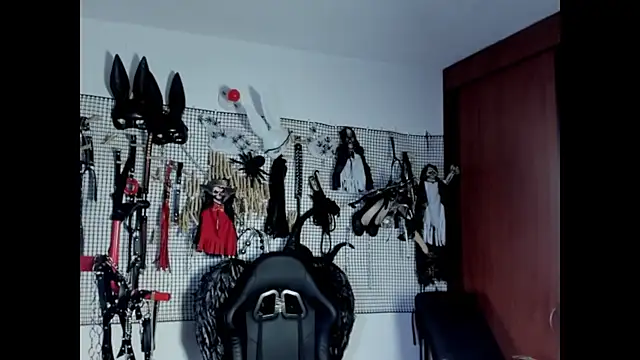 Evil_sammy - Spank in the ass x20
