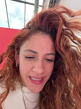 Alana15 - MAKE ME WET