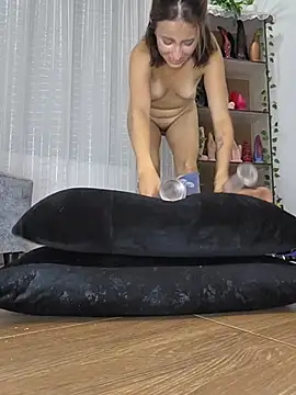 HottCandy21 - BOTTLE WINE DILDO IN ASS