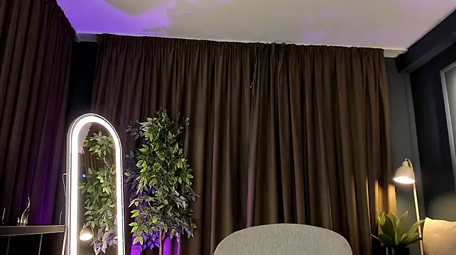 LexySinner - Rub ur fingers on my clit