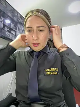 Suzy-111 - 🥵COWORKER SLAP MY ASS X10🍑