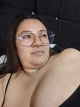 Samm_curvy - Spit tits more 💦