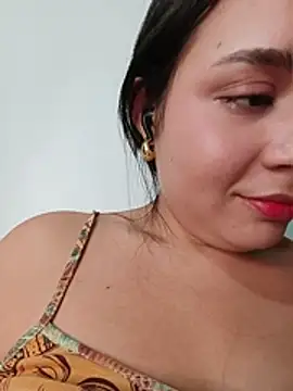 Julieth_hot-69 - Riding the dildo 😈🍆