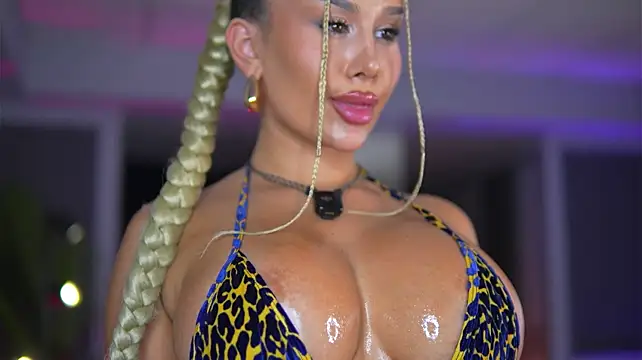 EvaZane - Oil my ass 🍾