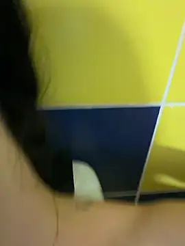 Melissa_crazy - full naked stay at sink for a while!!!
