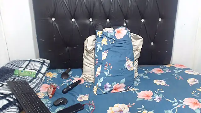 FreakyNoxy - squirt