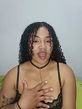 BrianaSweetxxx - 😈 dildo in doggy 😈