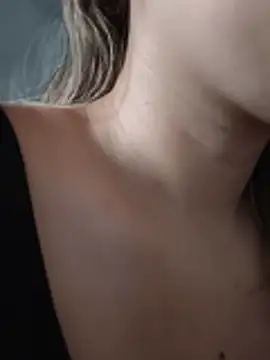 Ariasterliing - play with the dildo in my pussy