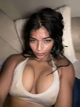AgathaGeorgiou - Oil body and sexy dance
