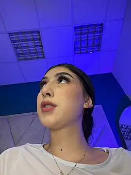 BadLilAngelXXX - 3 FINGERS INSIDE MY PUSSY!!!