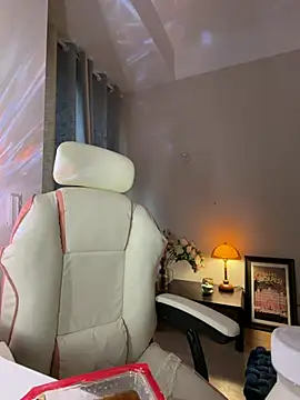 Gigi_UwU_ - 全裸跳舞💃🏻naked dance~