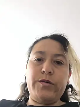Mooncurves - Fill my tits with cream and suck