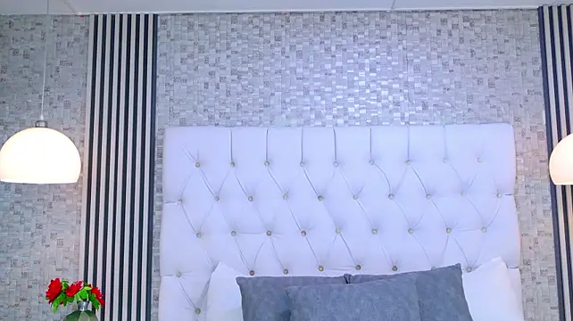 LaurenHazell - flash tits