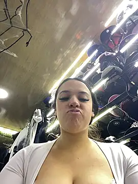 CelesteJones1 - Flash tits + spank tits 🍒💦💦
