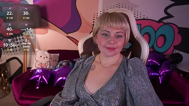 AmaraNights - Ass and breast show