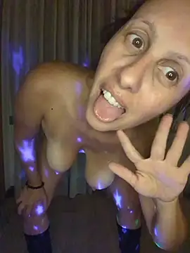 Hotbrunettemass