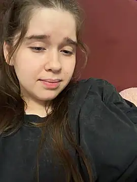 HornyGirlH - SHOW TITS