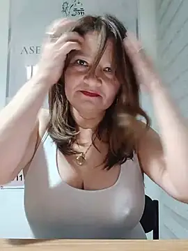 KAREN--03 - Naked in the oficce