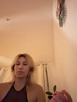 Suyneslii - Ass flash