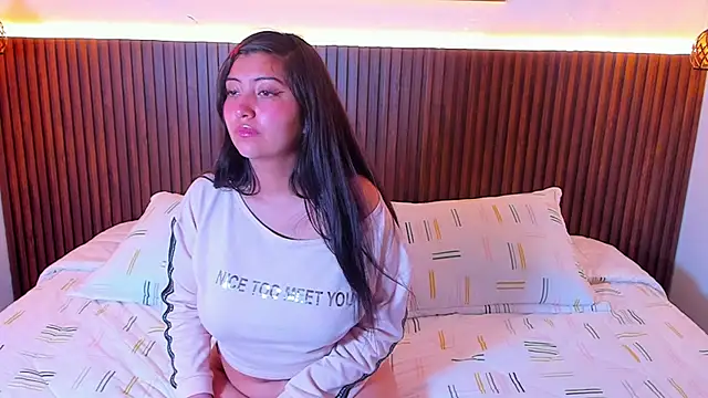 Aryvg - show my bouncing tits