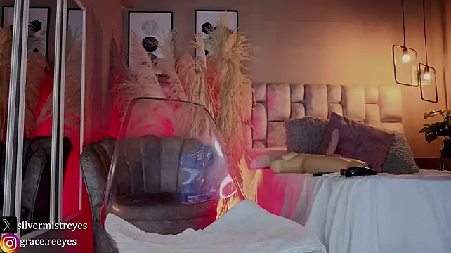 Silvermistt - remove panty and fingers in pussy 🫦🫦