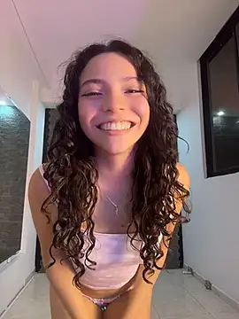 Mia_honey3