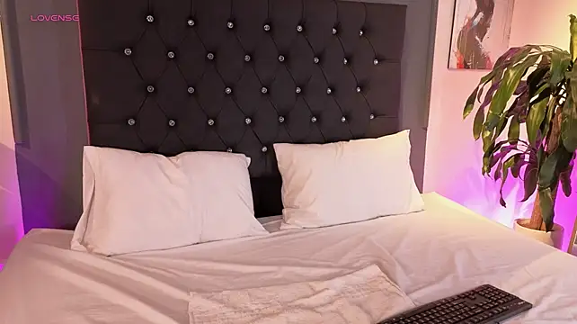 Ivonne__Miller - Plug Anal