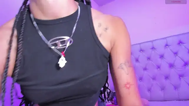 Sharonxt - Show ass