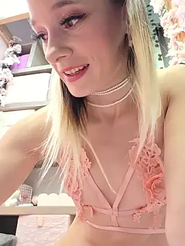 Chloe_StClaire - Close up pussy view