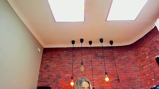 ChristynaRoss - SQUIRT SHOW
