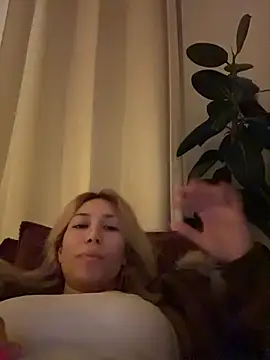 Suyneslii - Ass flash