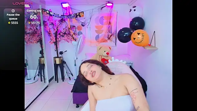 Maggy_t18