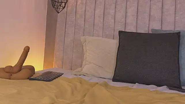 Arianasweeet - ⭐ONE FINGER IN ASS⭐