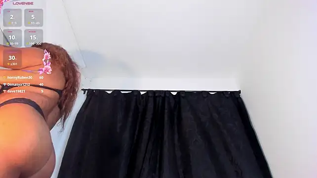 MARA_THOMPSONN - SLOPPY BLOWJOB & SALIVA ON BIG BOOBS