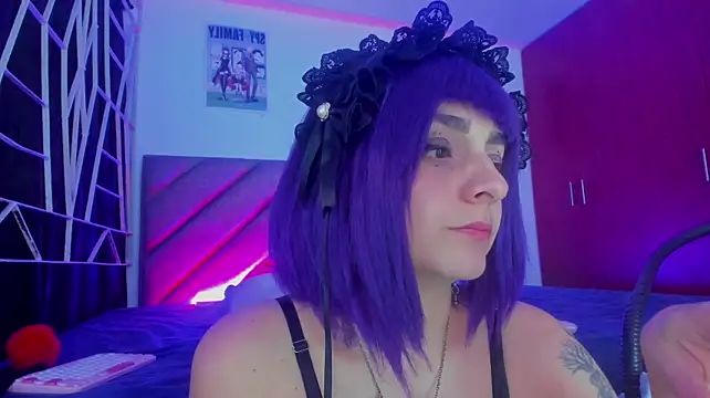 KARINNA__RAVEN - shake ass + oil 🍑