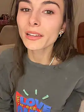 SophiiaStarr - Flash boobs 🥵